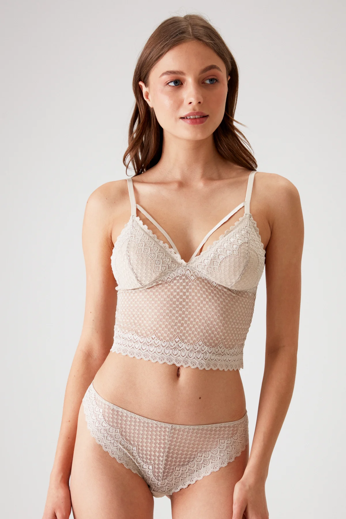 Pierre Cardin 4831 Pedli Şerit Detaylı Balensiz Dantelli Bralet Sütyen Takım