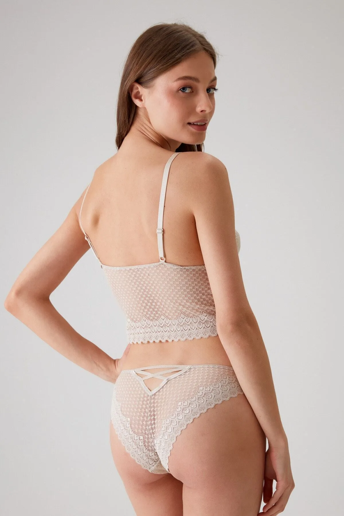 Pierre Cardin 4831 Pedli Şerit Detaylı Balensiz Dantelli Bralet Sütyen Takım